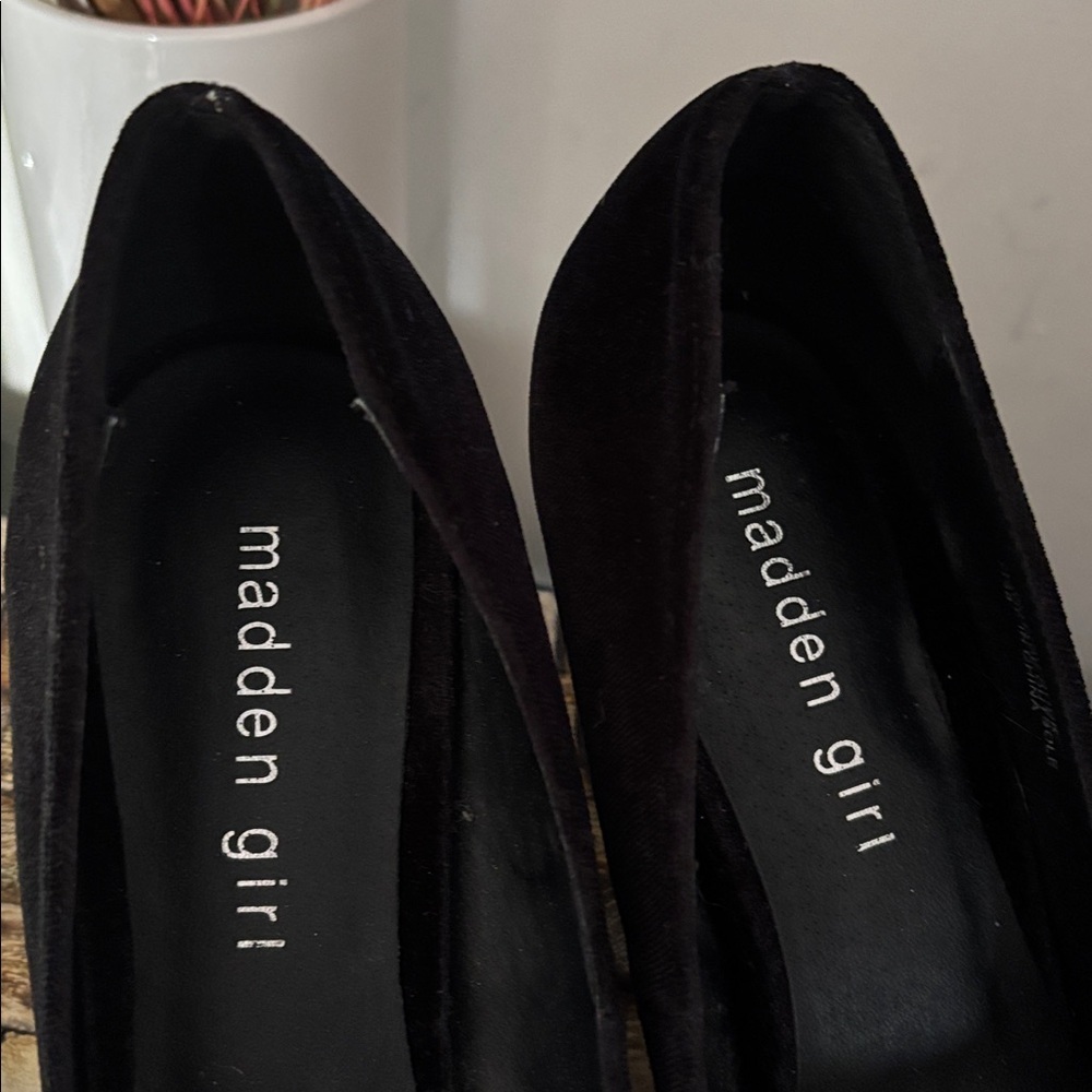 MADDEN GIRL (7.5) Buenos Black Fabric Pumps Round Toe - Picture 12 of 15